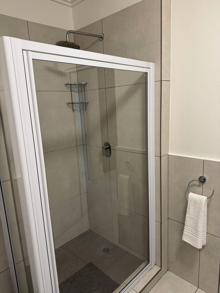 2BR-2BA - Rivonia Residence 1