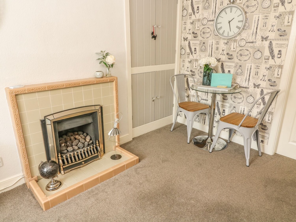 Bank End Cottage view 2