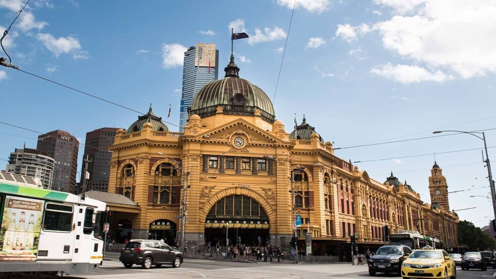 Unwind in Style at Melbourne's Historic Art Deco Apartment With Pool Gym Carpark