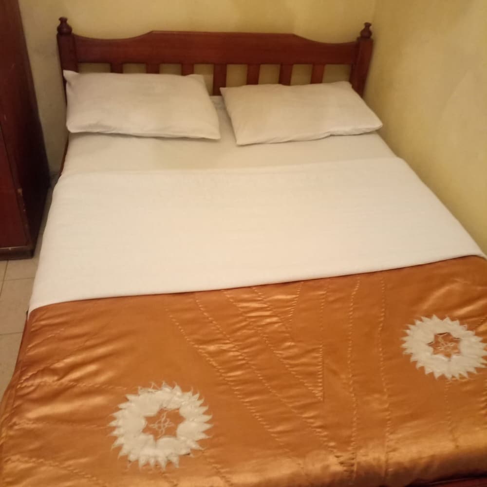 Travellers Guest House - Adults Only view 3
