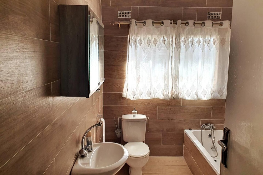 Stunning 3-bed House in Harare