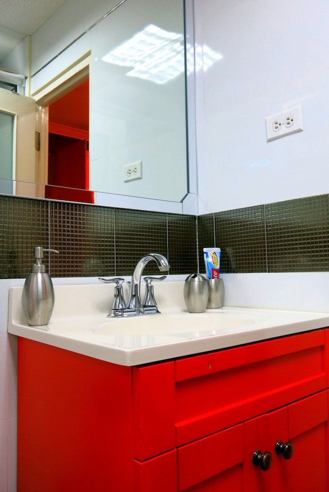 New Kingston Guest Apartments at Seymour