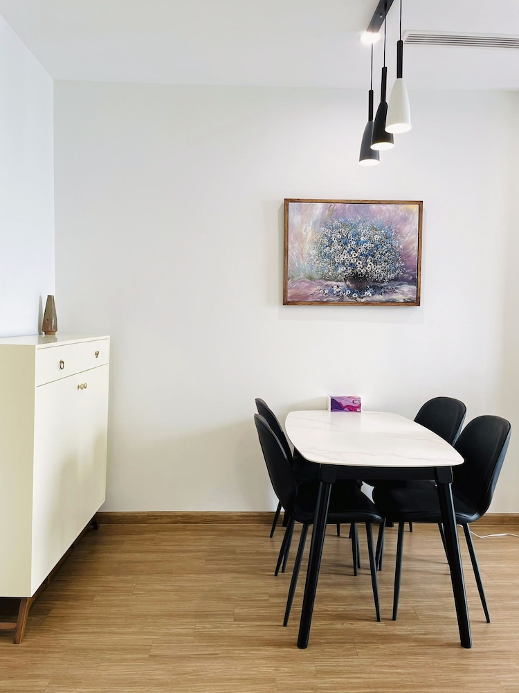TIL - Vinhomes Skylake Elegance Suites