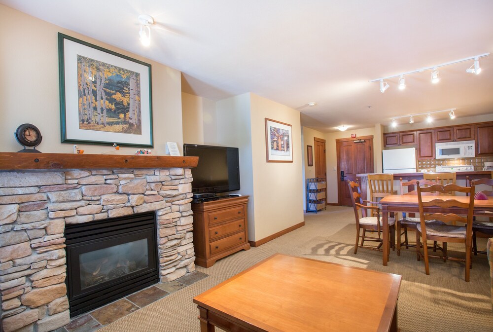 One Bedroom Condos at Powderhorn Lodge - Solitude UT