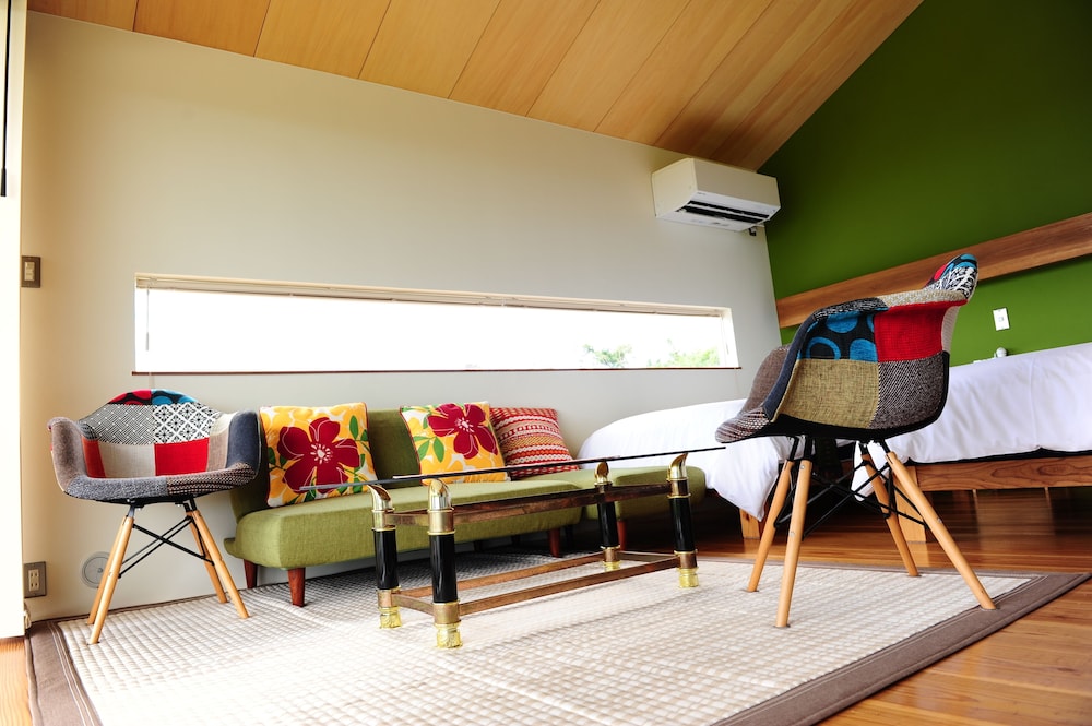 Twin House Umigukuru view 2