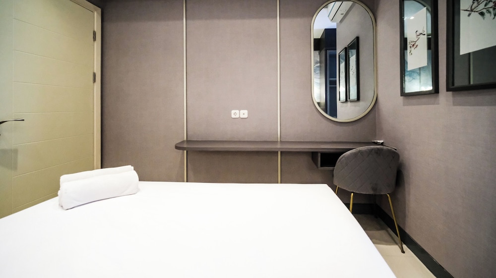 Simple And Homey 2Br At Benson Supermall Mansion Apartment
