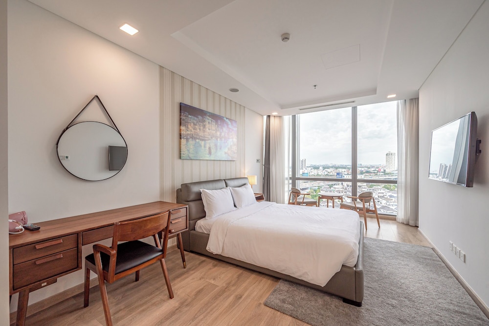 Landmark 81 & Vinhomes - ZEN Saigon Citypoint.