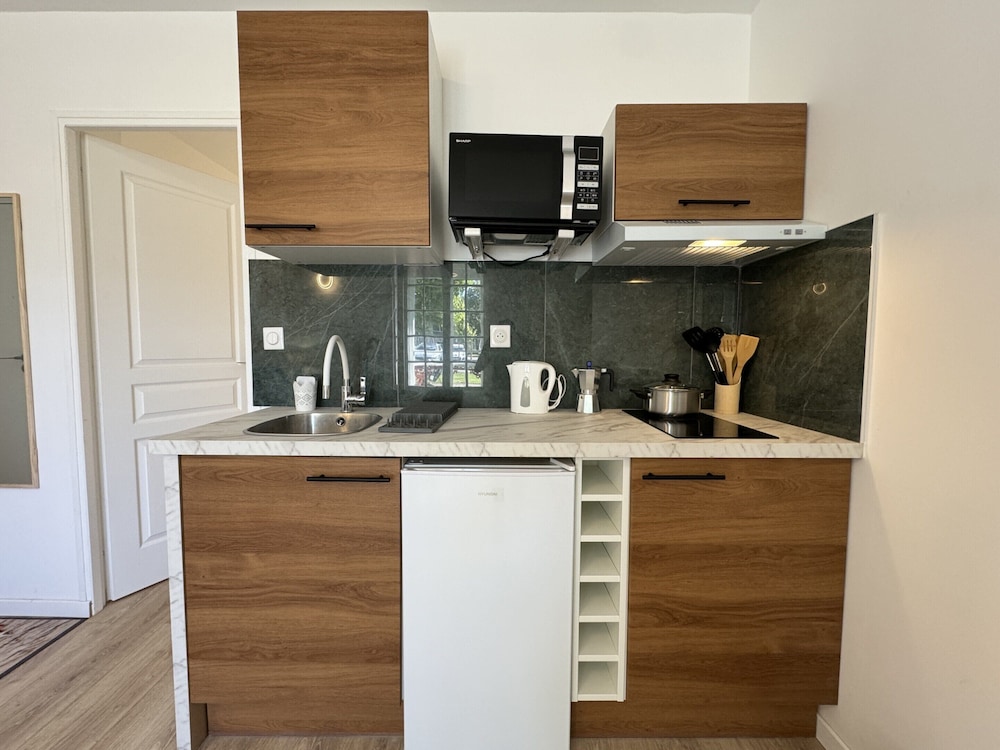 Apartment in Le Mans With Private Terrace