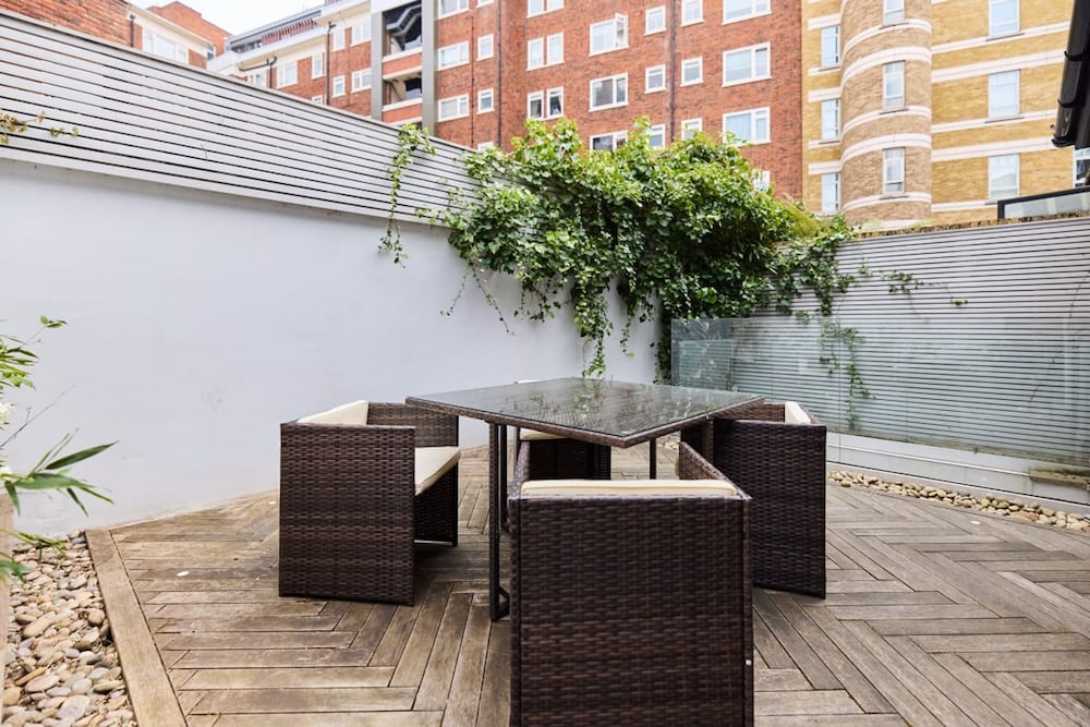 The Regent s Park Scenery - Spacious 3bdr House w Garden and Study Room