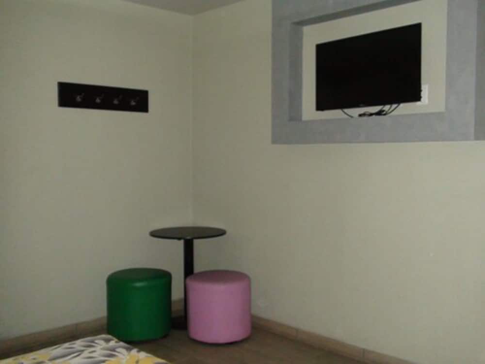 Hotel & Villas 7