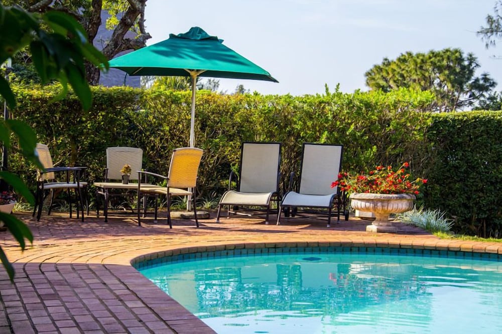 The Palms B & B