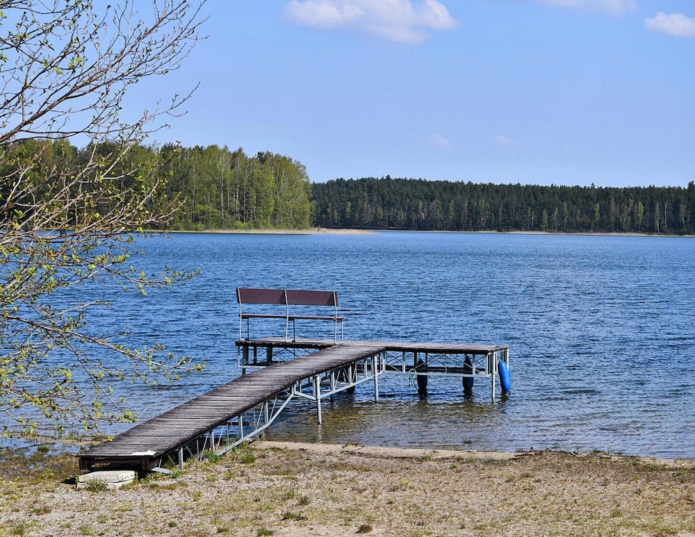 Holiday Home at the Lake in Kiedrowice