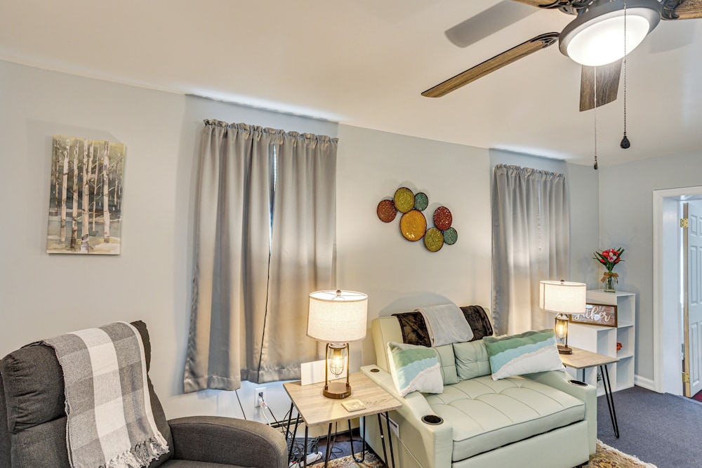 Honey Bee Farm On-site: Susquehanna Valley Apt!