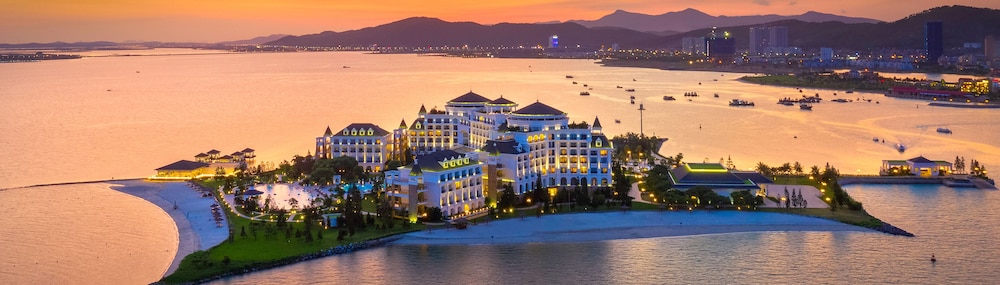 Vinpearl Resort & Spa Ha Long