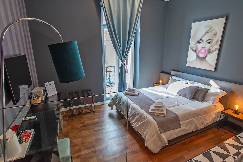 Gram Suites