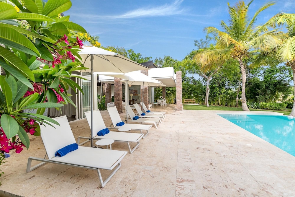 Luxury Villa at Puntacana Resort Club With Private Pool Terrace Golf Carts Butler Maid