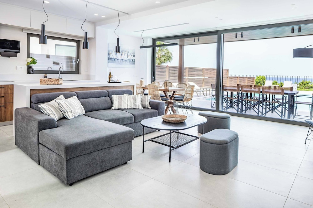 Kamelia Villa 2