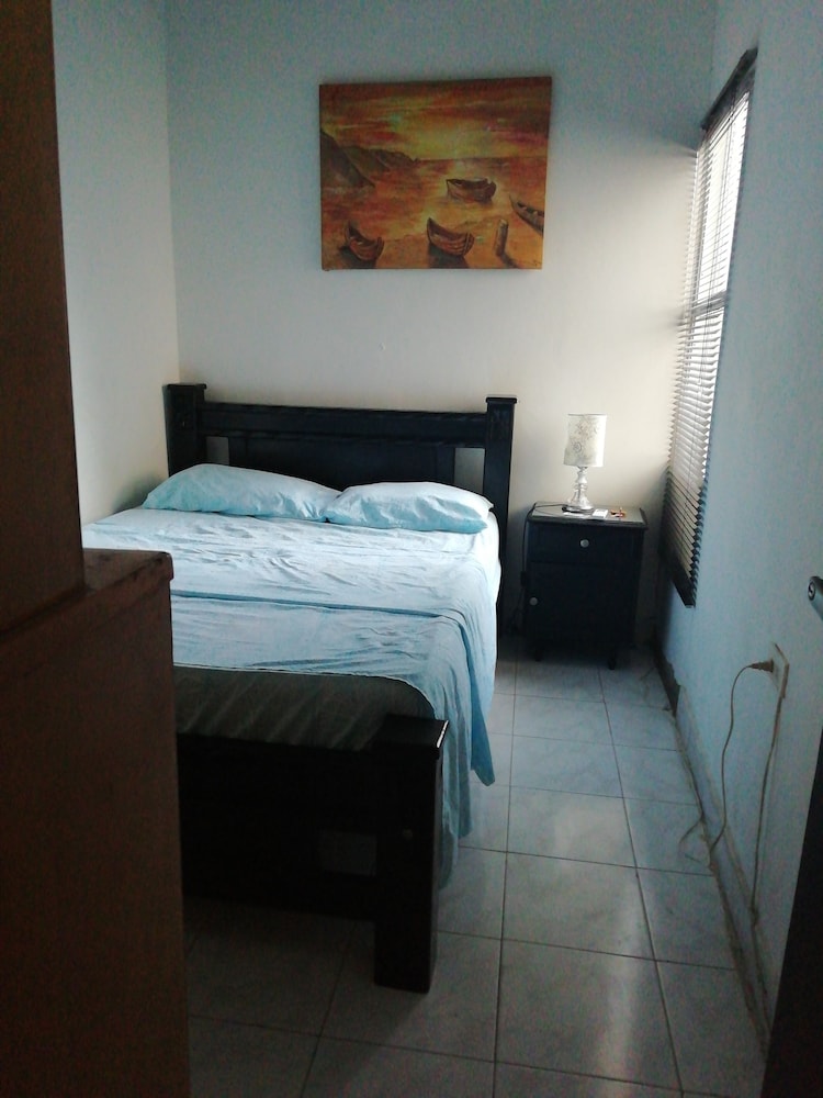 Taminaka Hostel