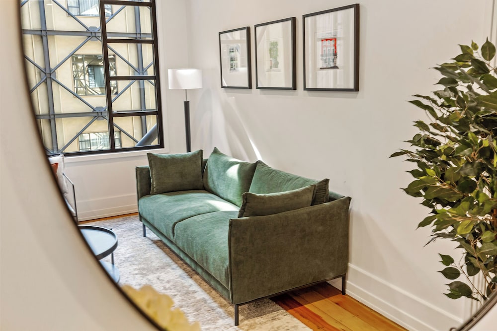 Stunning 1BR Apt in Heritage Hotel by Zodiak Stays