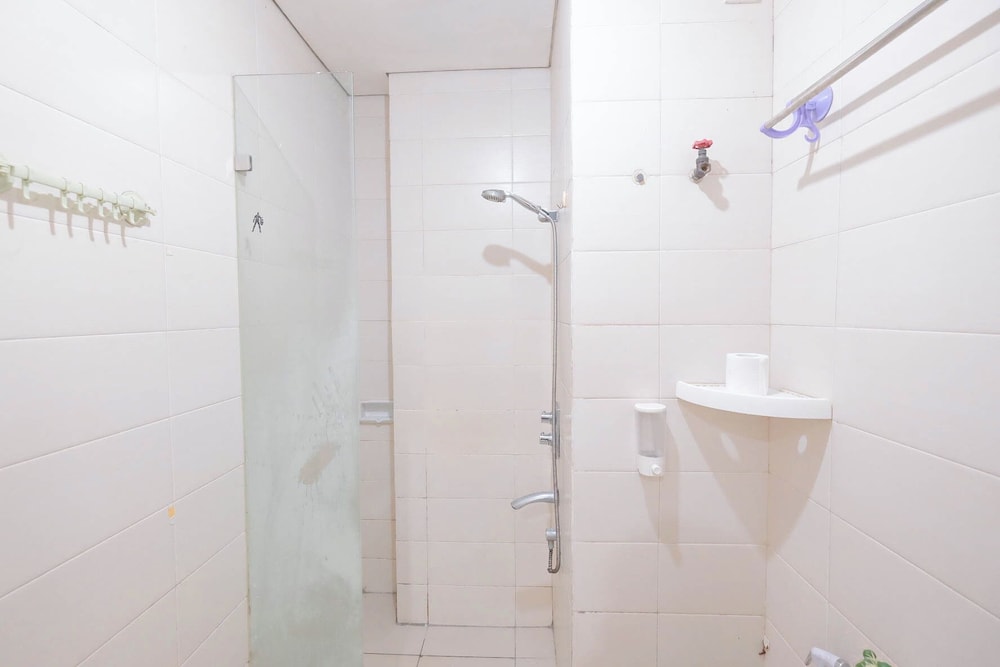 Good Location 2Br Apartment At Woodland Park Residence