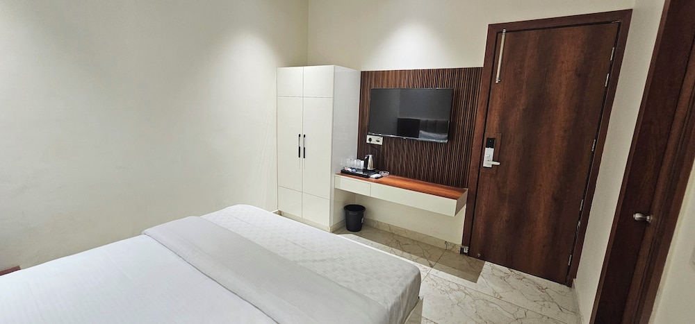 Hotel Sharanga