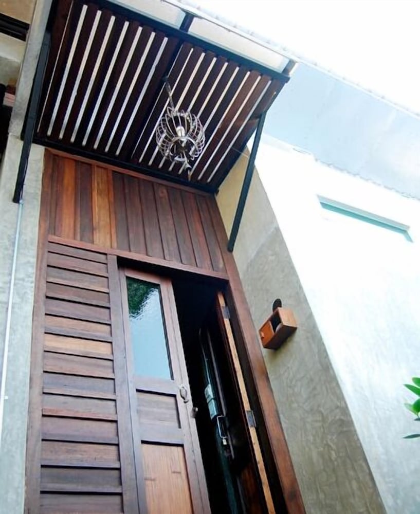 Qi 68 Hotel