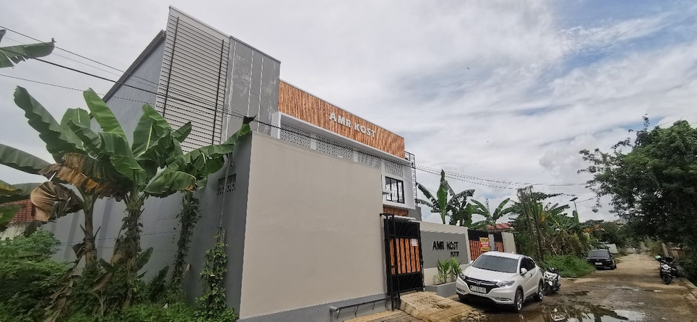 Hotel O Madina Homestay