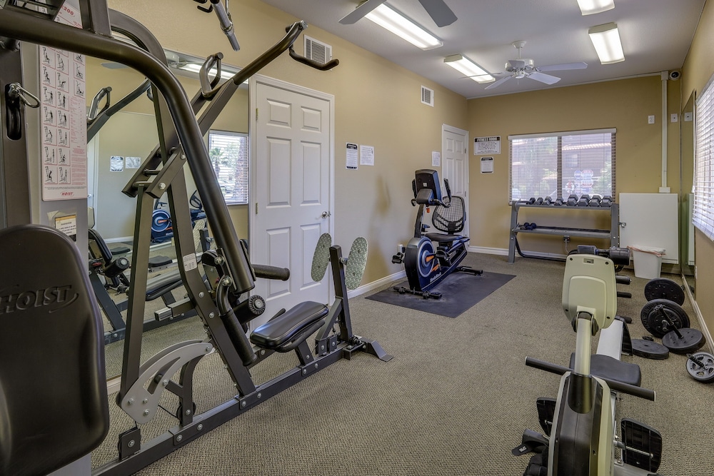 Mesquite Condo w/ Community Pool  Hot Tub! - Property Image 9