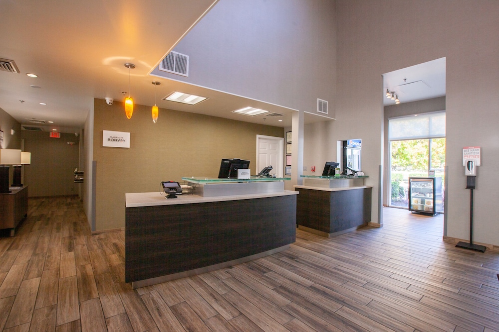 Hotel Residence Inn by Marriott Sacramento Airport Natomas - Image 1