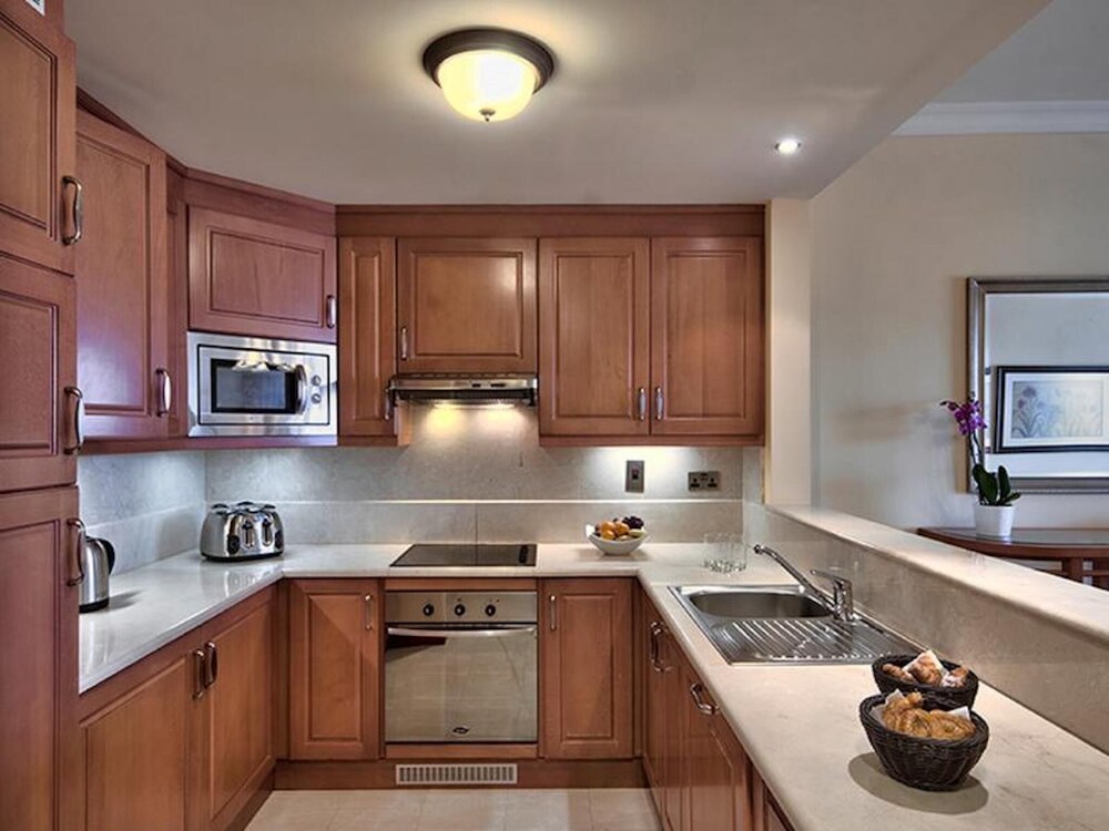 Apartment Two Weeks Right of Use at Radisson Blu Resort & Spa, Golden Sands view 4