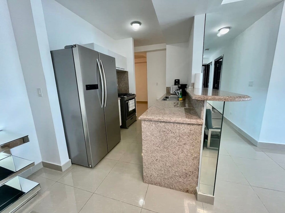 East Tower - Spacious 3 Bed Apt in Costa del Este