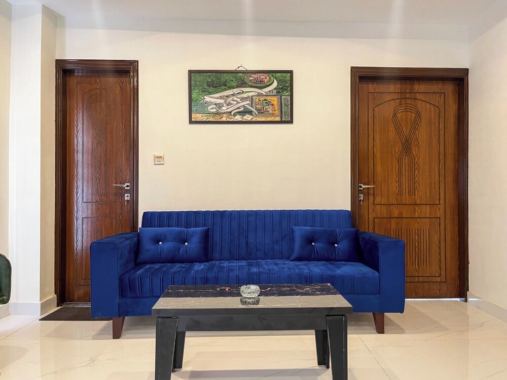 Kamboh La Cloud Hotel and Apartments