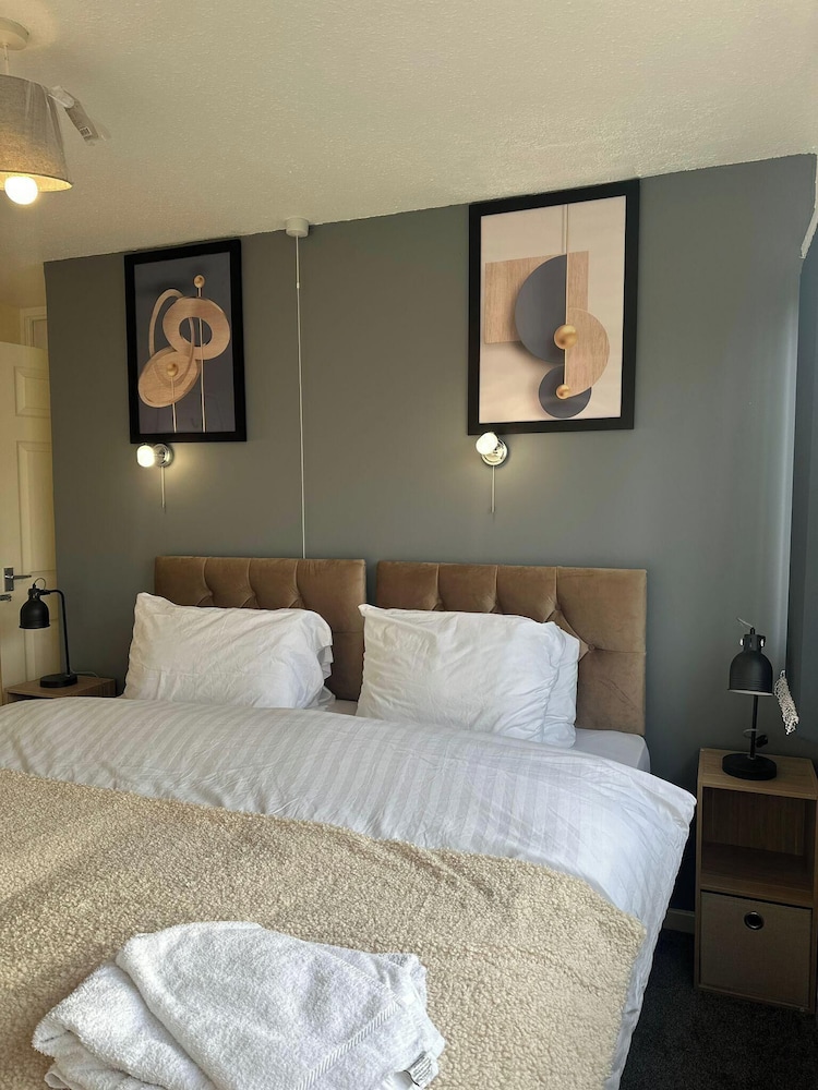 Sark Drive Serenity-cosy 3BR House in Birmingham