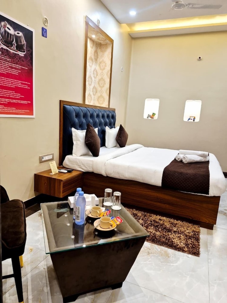 Ragam Residency