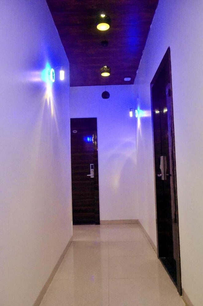Mumbai Vacations - THE BEST HOTEL MUMBAI - Property Image 4
