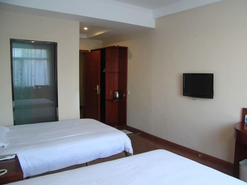 GreenTree Inn HeFei South High-Speed Railway Station BaoHe Avenue Baohe District Government Hotel