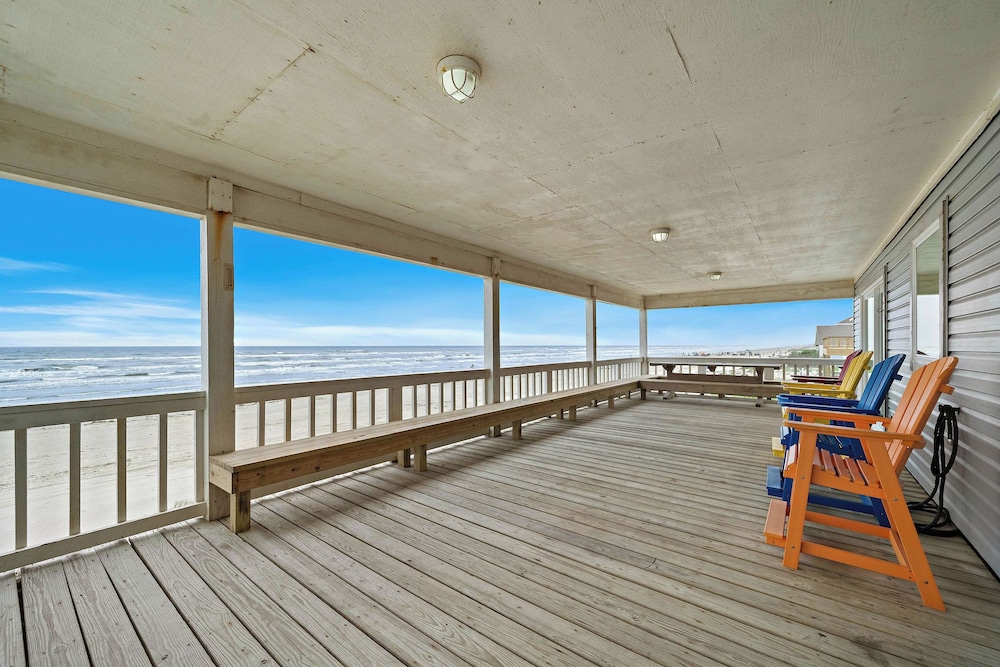 The Beach House by Ryson Vacation Rentals