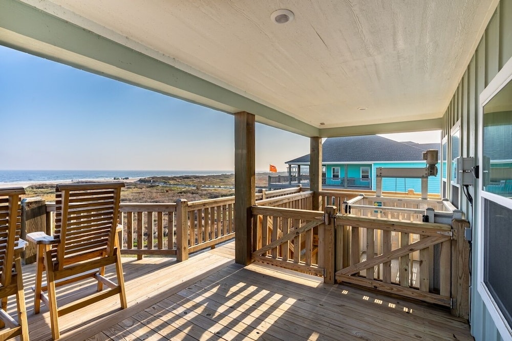 Perfectly Happy 4 Bedroom Home