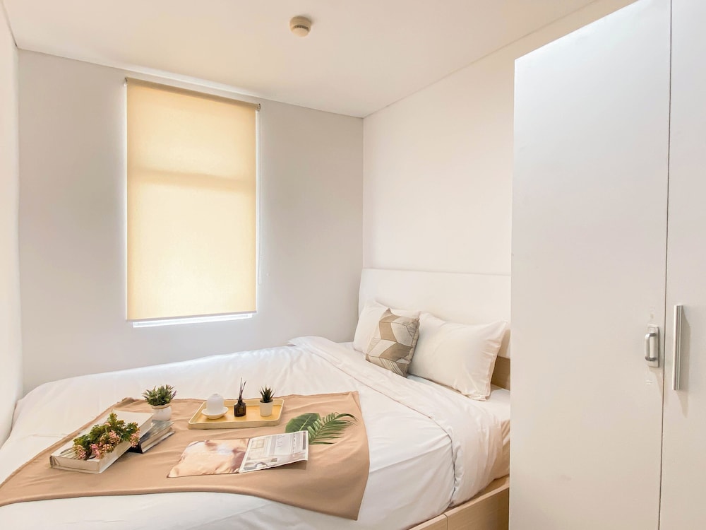 Basic Look 1 Br At Vittoria Residence Apartment
