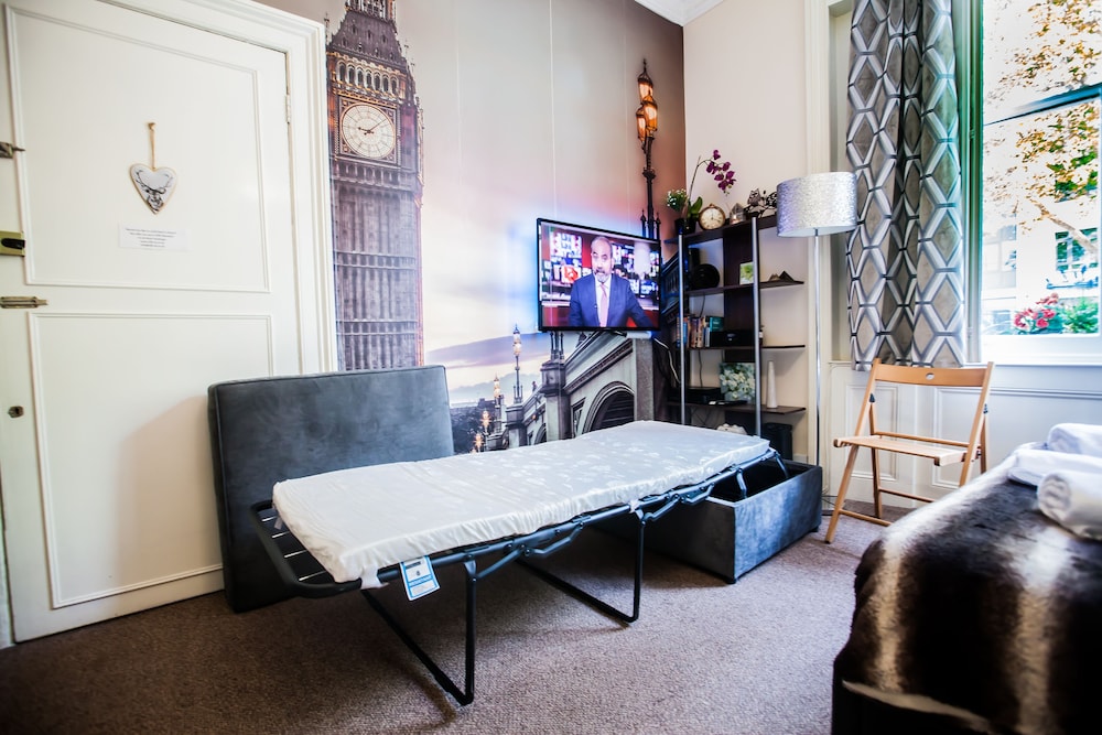 Pimlico Chic Suite