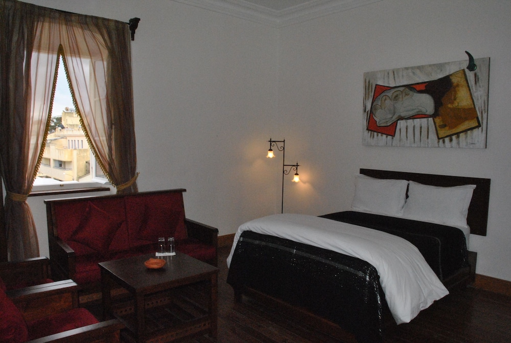 hotel room