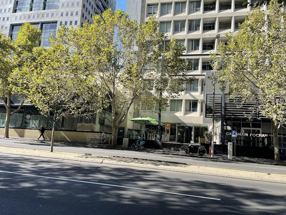 City Lifestyle Accommodation - Hostel - Image 1