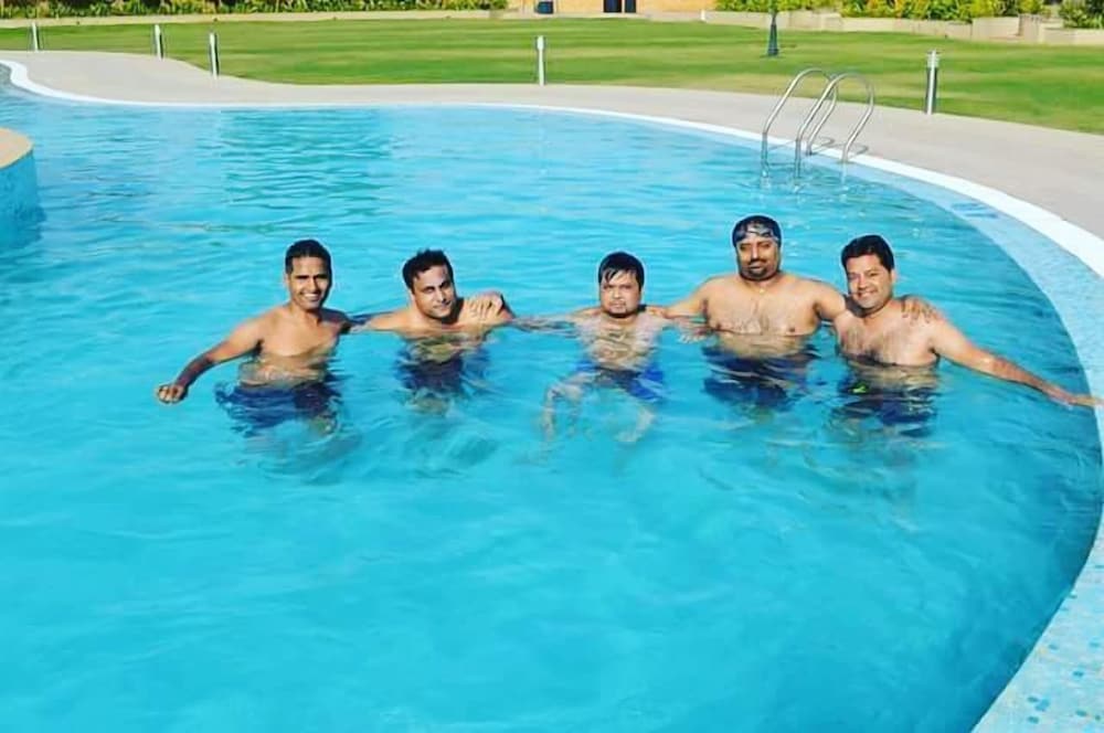Bansari Greens Resort
