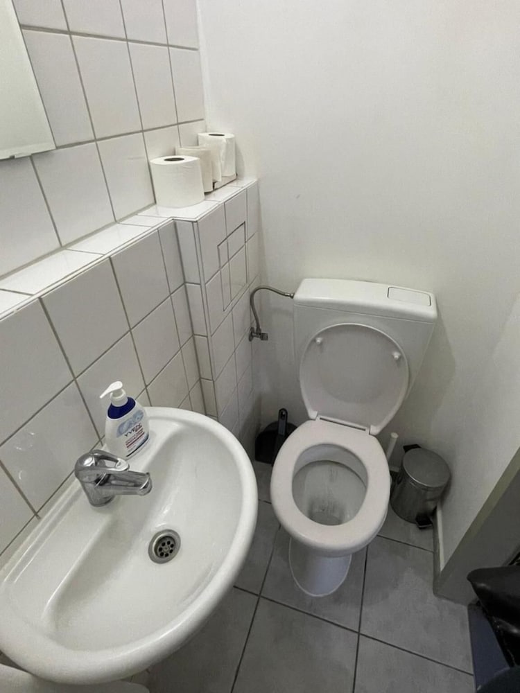 2-Rent Group Hostel Apartments SEN14