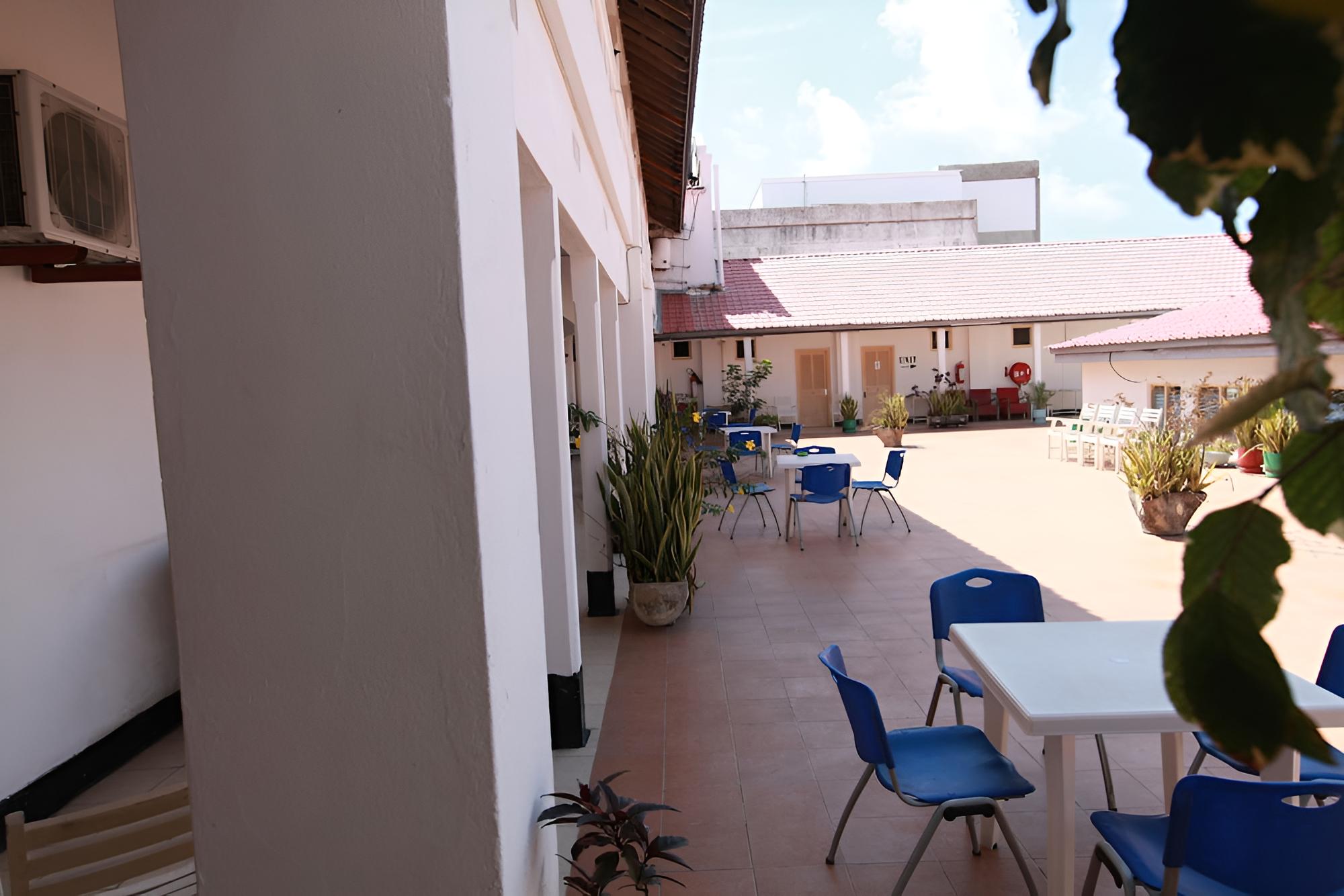 New Palm Tree Hotel