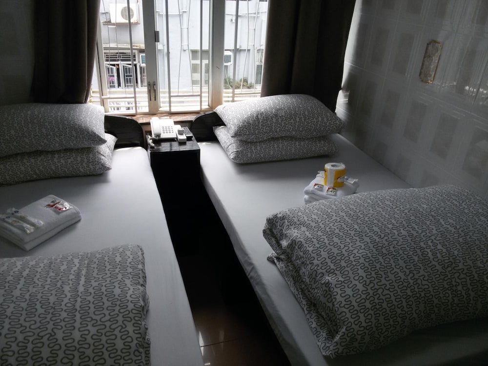 Tom's Guest House