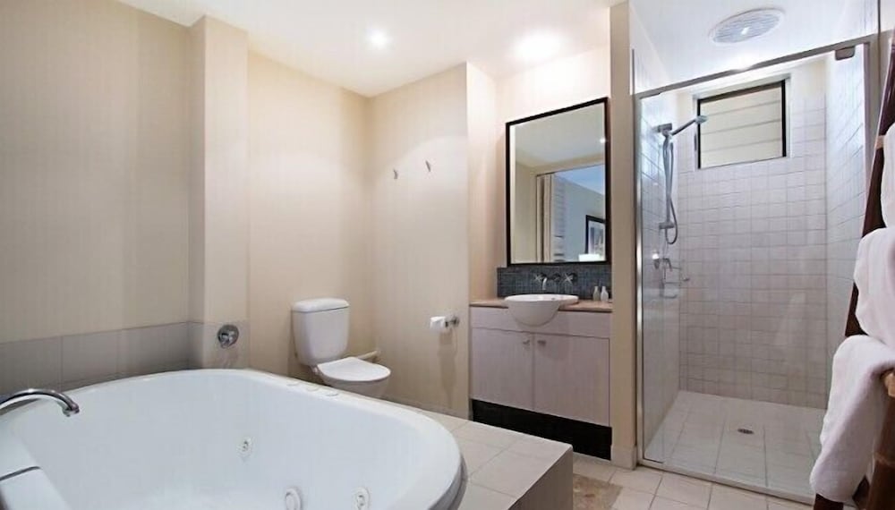 Marine Boutique Apartments