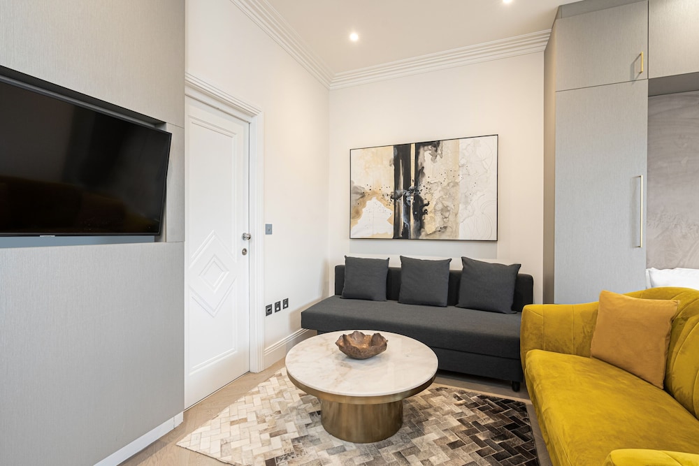 Luxury Apartments Near Harrods and the Science Museum
