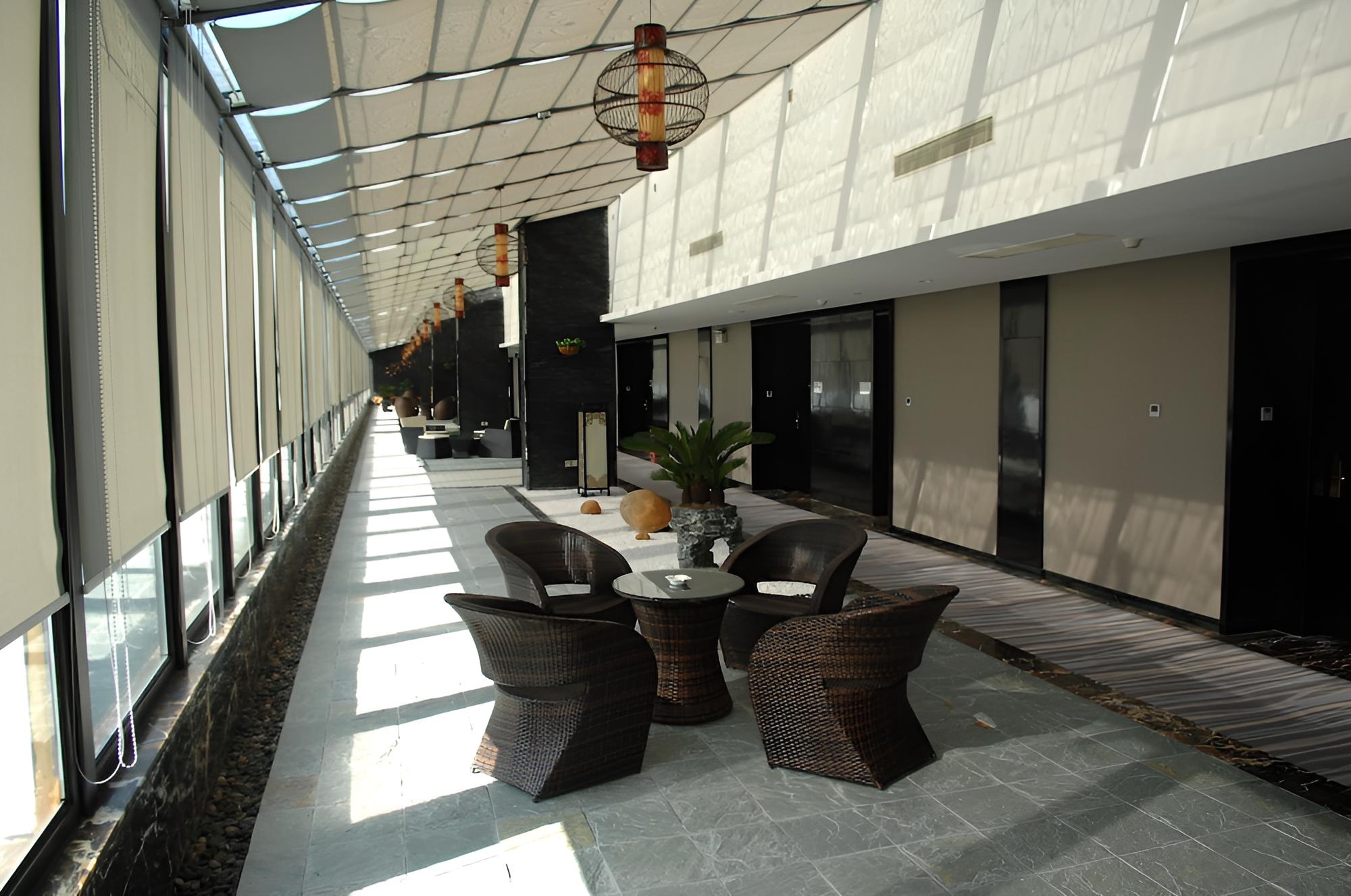 Venus Royal Hotel Yingbin GuangZhou Airport