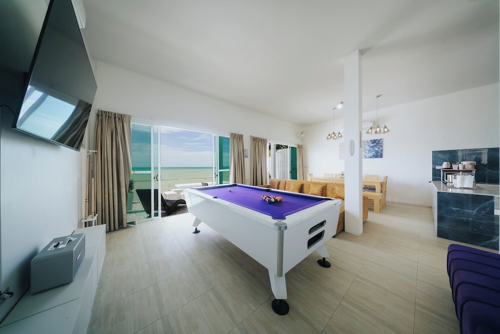 Phaladise Beach Villa at Phala Beach, Ban Chang